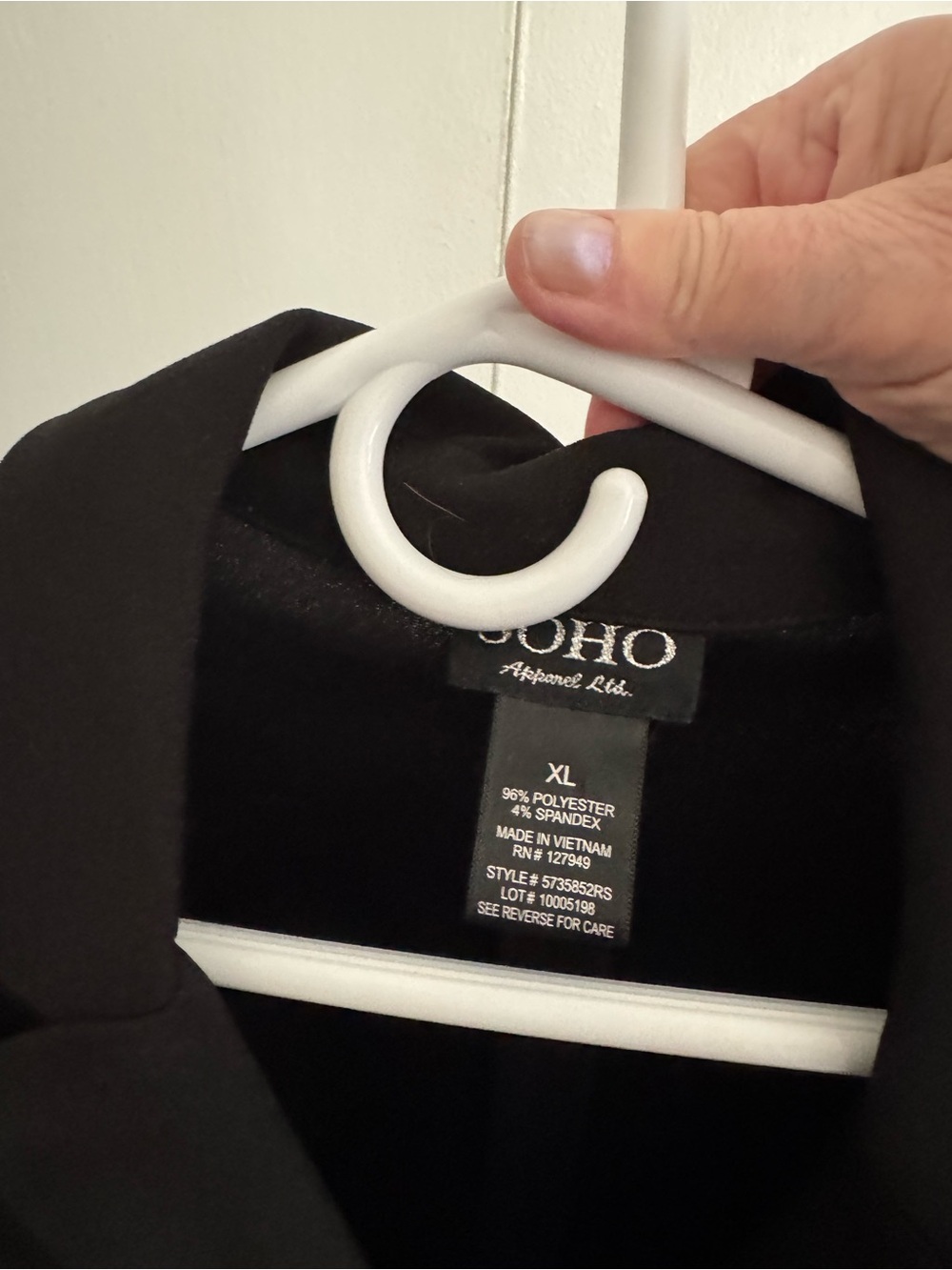 Soho Apparel Black Women's Tailored Single-Button Blazer - Picture 2 of 3